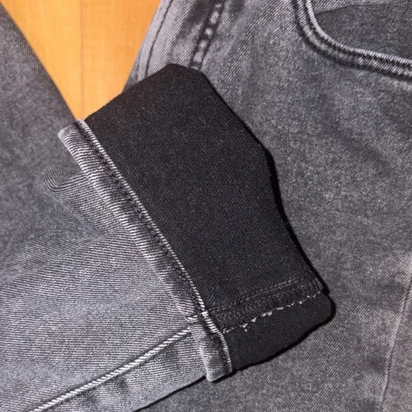 Classic Black washed straight leg cozy lined Women's Jeans size 0 - Picture 6 of 6